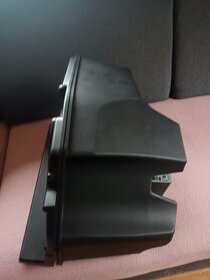 prodám subwoofer Ford Mustang - 3