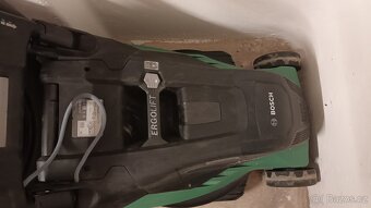 Bosch Advanced Rotak 770 elektrická sekačka - 3