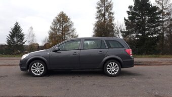 Opel Astra H Caravan 1.8 benzin 103kW - 3