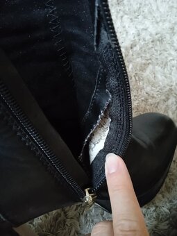 Černé polokozačky zn Guess, vel. 38 - 3