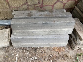 Chodníkové obrobníky - 3