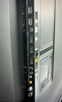 55" Samsung UE55KU6072 (2016) - 3