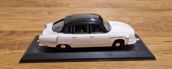 Tatra 603-1 1:43 - 3