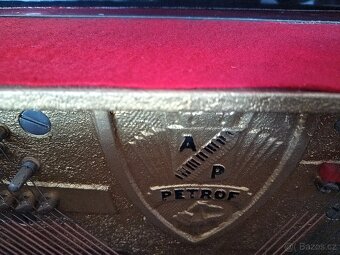 Pianino Petrof - 3