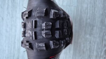 MTB plášť Bontrager XR5 Team Issue TLR ČERNÁ 27.5" x 2.5" - 3