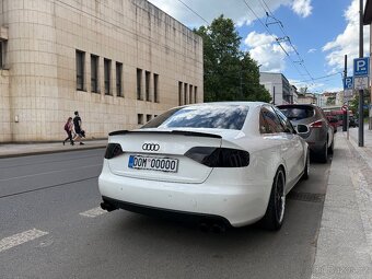 Audi a4 b8 - 3