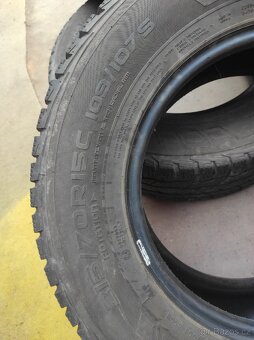 Pneu 215/70 R15 C - 3