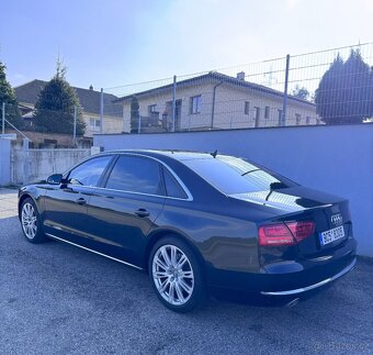 Audi A8, V8 4.2 / krásný stav - 3