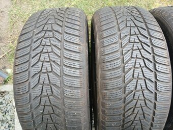Hankook Winter icept EVO 3x, 235/55 R17,103V,4x cca 9mm - 3
