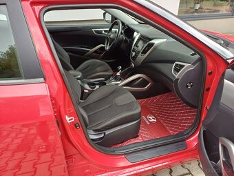 RARITKA Hyundai Veloster 1.6...71050km - 3
