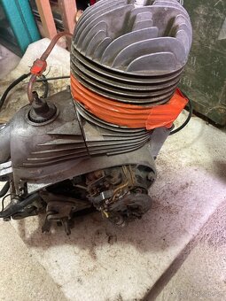 Motor Jawa 250/353 - 3