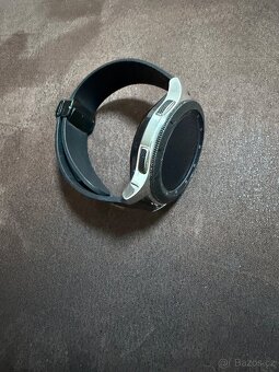 Chytré hodinky Samsung galaxy R800 - 3