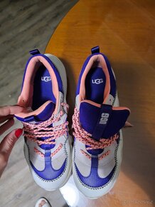 UGG sportovní, vel.40 - 3