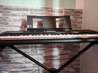 Klávesy Yamaha PSR-E383 - 3