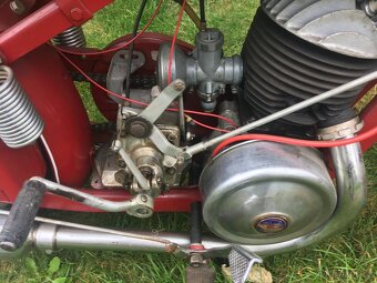 Jawa 250 speciál - 3