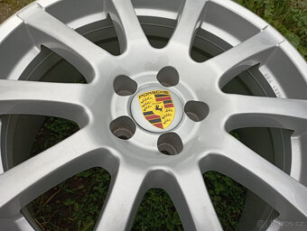 středové krytky Porsche 64mm-58mm - 3