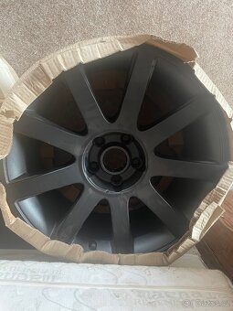 Alu kola R18 - 3