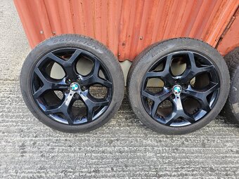 BMW X5/X6 dvourozměrná kola R20 - 3