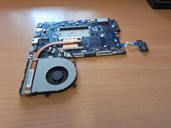 Lenovo Ideapad 110-15ACL - základní deska s CPU - nefunkční - 3