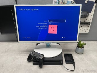 PS4 Slim v krásném stavu, 1TB disk, hry (PlayStation 4) - 3