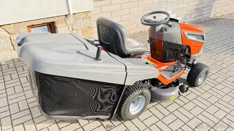Zahradní traktor Husqvarna TC 238T - 3