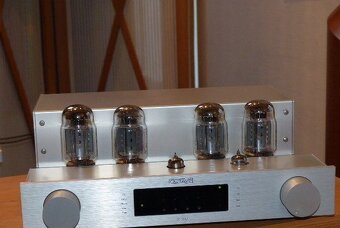 1 integrovaný lampový zesilovač OCTAVE V70 - 3