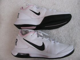 Dívčí dámská volnočasová obuv NIKE AIR MAX - 3