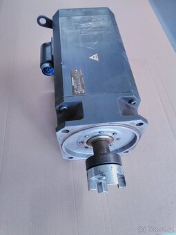 Motory - 3