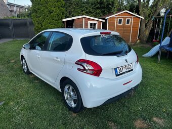Peugeot 208 1.2i 60Kw r.v2014 Nové v ČR - 3