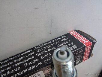 Zapalovací svíčky BRISK B12C - 3