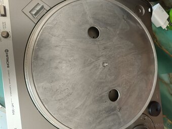 Prodám gramofon Hitachi HT 354 - 3