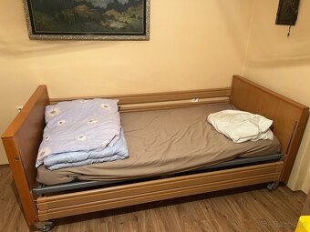Zdravotní polohovací postel - 3