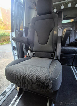 Kapitánská sedačka Mercedes V-klasse W447 - 3