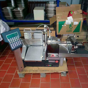 Automatický nařezák Bizerba A404 - 3