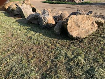 Soliterní kámen - 3