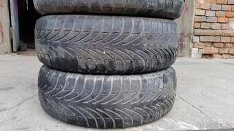 4x 195/65/15 zimni - 3