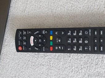 43" Panasonic TX-43GX550E - 3