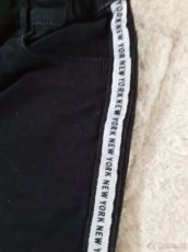 Černé džíny HM ,vel.134 - 3