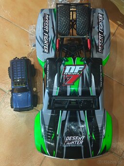 TRAXXAS UDR 1/7 SCALE RC - 3