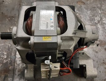 Motor z pračky Candy aquamatic tempo AQUA 1042 D1 - 3