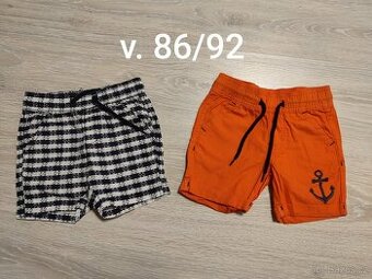 Trička, kraťase, pyžama - 3