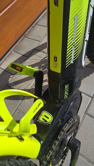 Crussis E-Largo 8.6 - 3