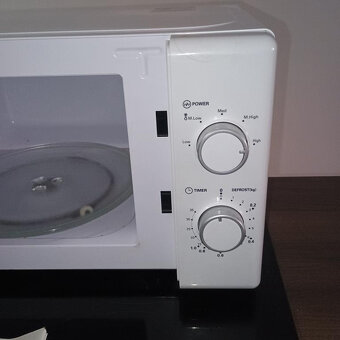 Mikrovlnná trouba – jako nová - 3