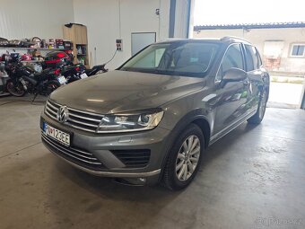 VW TOUAREG 4.2TDI V8, facelift , 2015 - 3