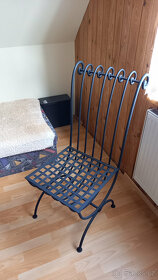 Masivní kovaná židle, křeslo - 3