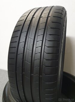 2x -- 225/40 R19 Letní pneu Pirelli Pzero -- - 3