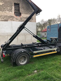 Prodam VOLVO FL 240 R,v 2007 nosic kontejneru - 3