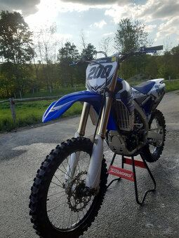 Yamaha YZF450 - 3