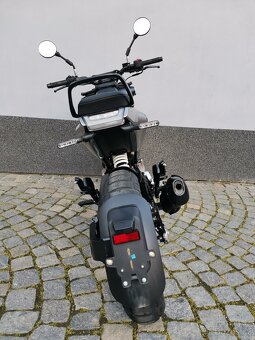Husqvarna Svartpilen - 3