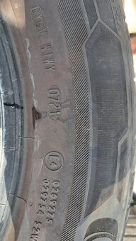 Prodám pneumatiky letní. 215,65,R 16,H. Cena.4000. - 3